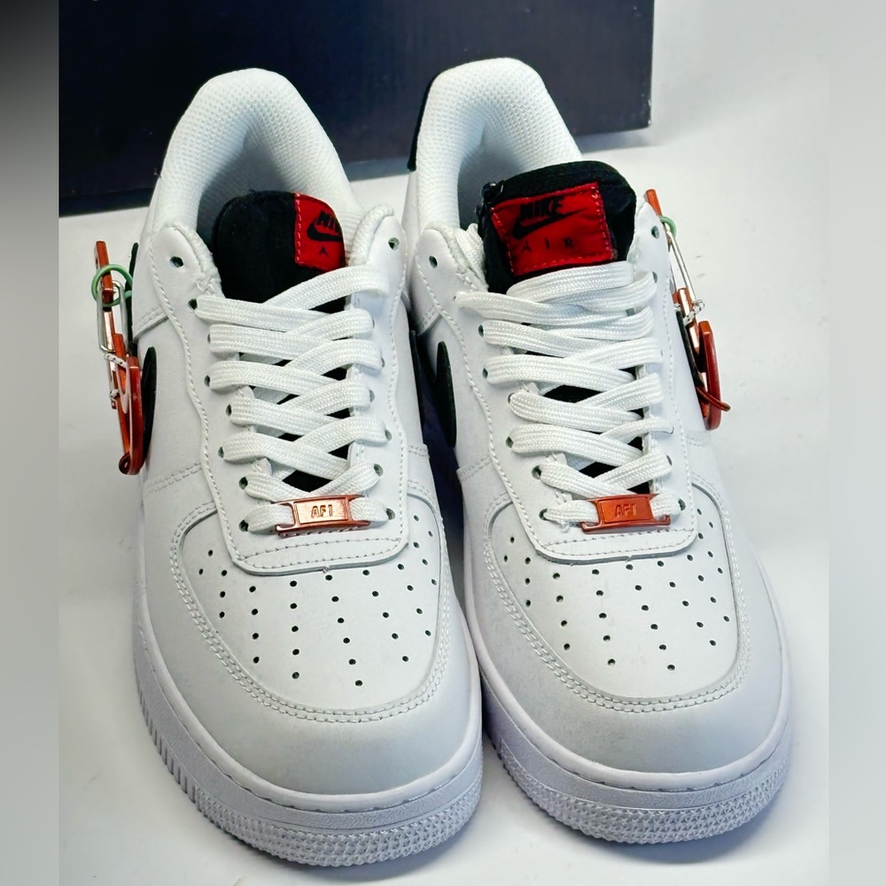 NIKE Air Force 1 '07 Premium Carabiner - White Habanero Red BRAND NEW - Picture 4 of 7